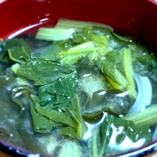 小松菜と早煮昆布の味噌汁